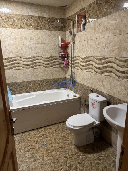 Satış 7 otaqlı Həyət evi  258m², Bakı