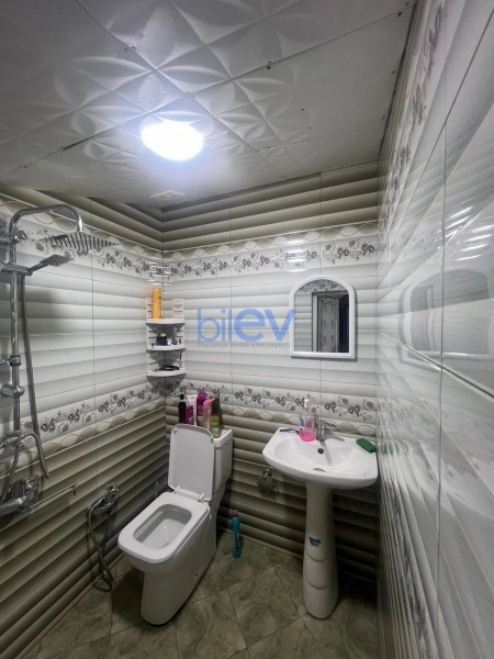 Satış 3 otaqlı Yeni Tikili bina evi  70m², Bakı