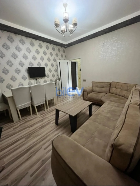 Aylıq Kirayə 2 otaqlı Köhnə Tikili bina evi  67m², Bakı