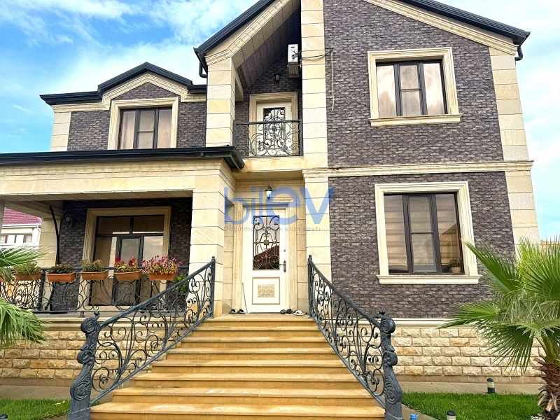 Satış 5 otaqlı Həyət evi  250m², Bakı