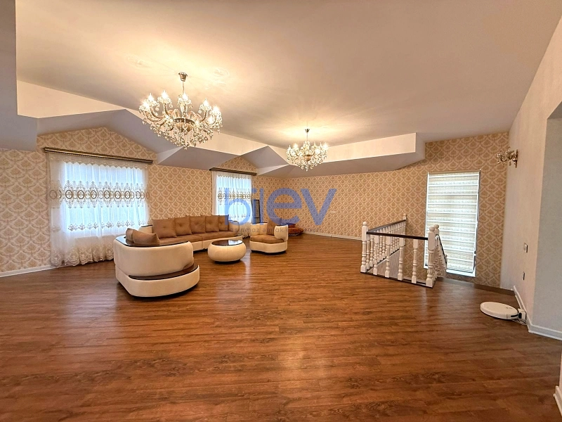 Satış 5 otaqlı Həyət evi  250m², Bakı