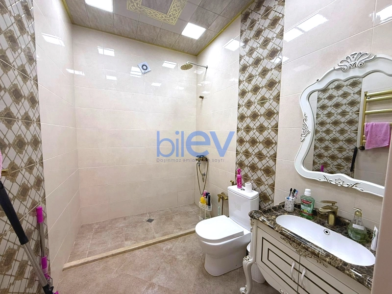 Satış 5 otaqlı Həyət evi  250m², Bakı