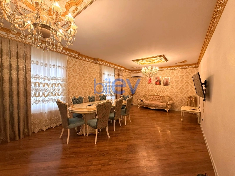 Satış 5 otaqlı Həyət evi  250m², Bakı