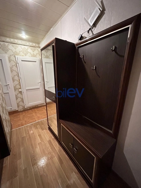 Satış 2 otaqlı Köhnə Tikili bina evi  52m², Bakı