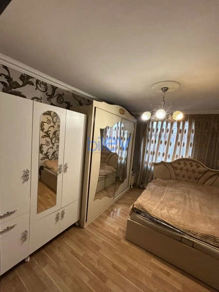 Satış 2 otaqlı Köhnə Tikili bina evi  52m², Bakı