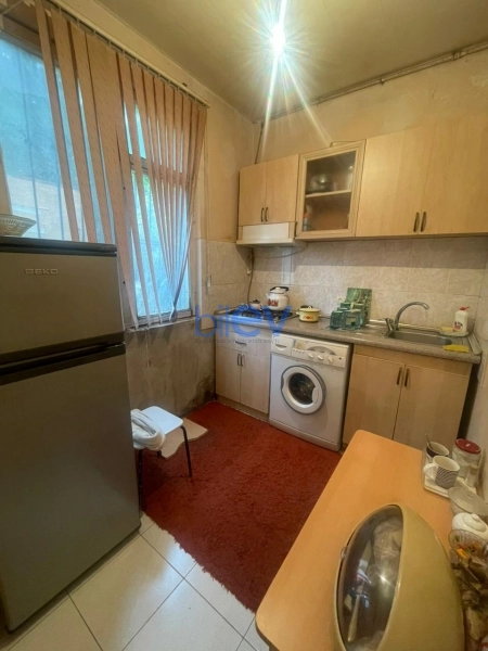 Satış 2 otaqlı Köhnə Tikili bina evi  42m², Bakı
