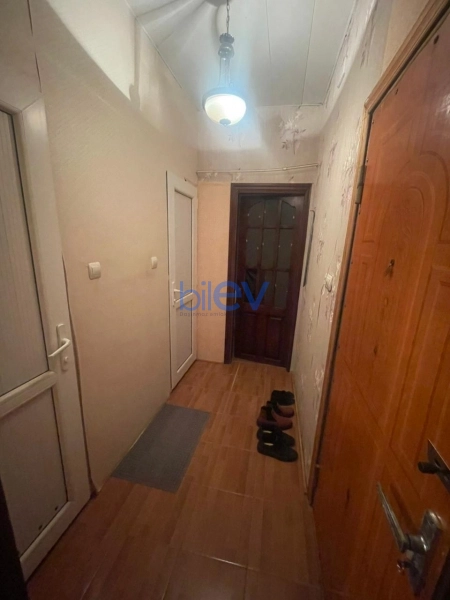 Satış 2 otaqlı Köhnə Tikili bina evi  42m², Bakı