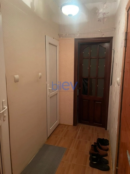 Satış 2 otaqlı Köhnə Tikili bina evi  42m², Bakı