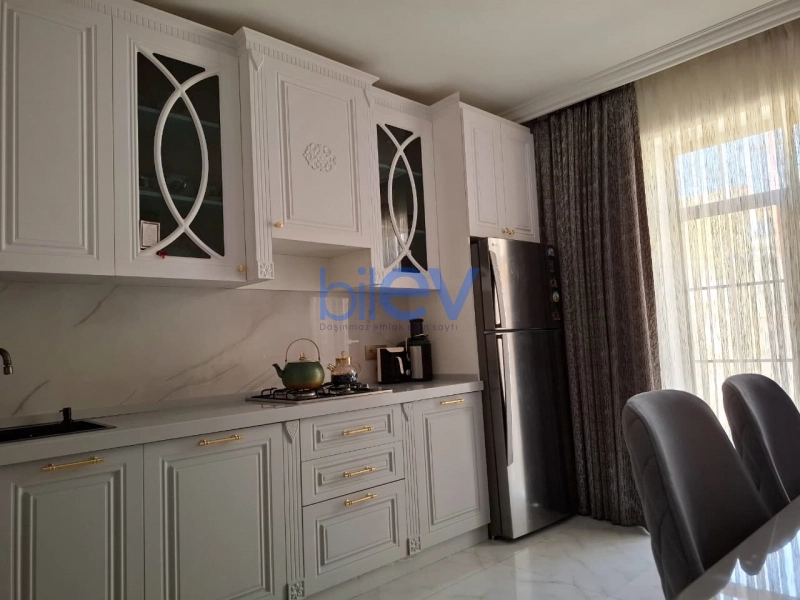 Satış 4 otaqlı Həyət evi  300m², Bakı