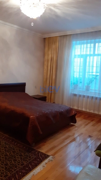 Satış 4 otaqlı Həyət evi  200m², Bakı
