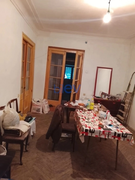 Satış 2 otaqlı Köhnə Tikili bina evi  53m², Bakı