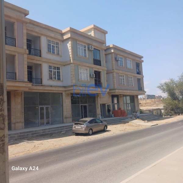 Satış 2 otaqlı Yeni Tikili bina evi  73m², Bakı
