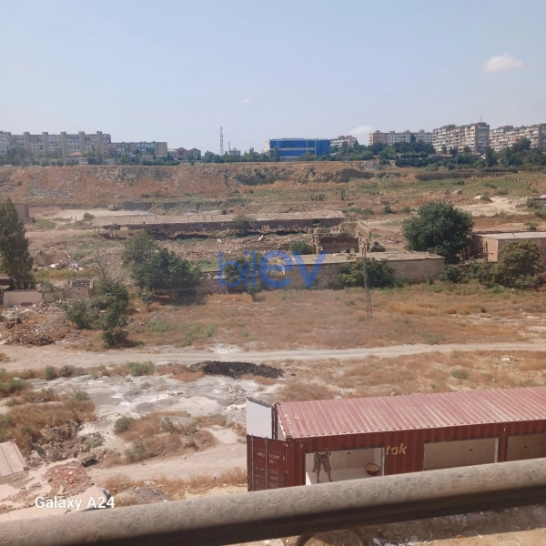 Satış 2 otaqlı Yeni Tikili bina evi  73m², Bakı
