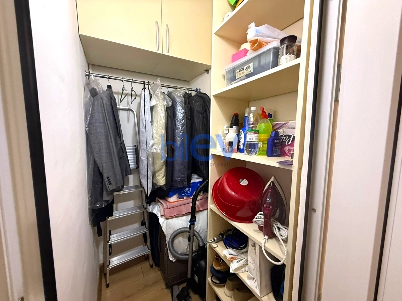 Satış 3 otaqlı Köhnə Tikili bina evi  100m², Bakı