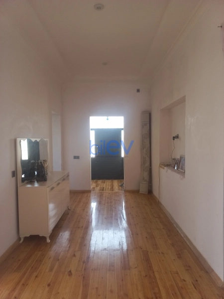 Satış 4 otaqlı Həyət evi  3500m², Bakı