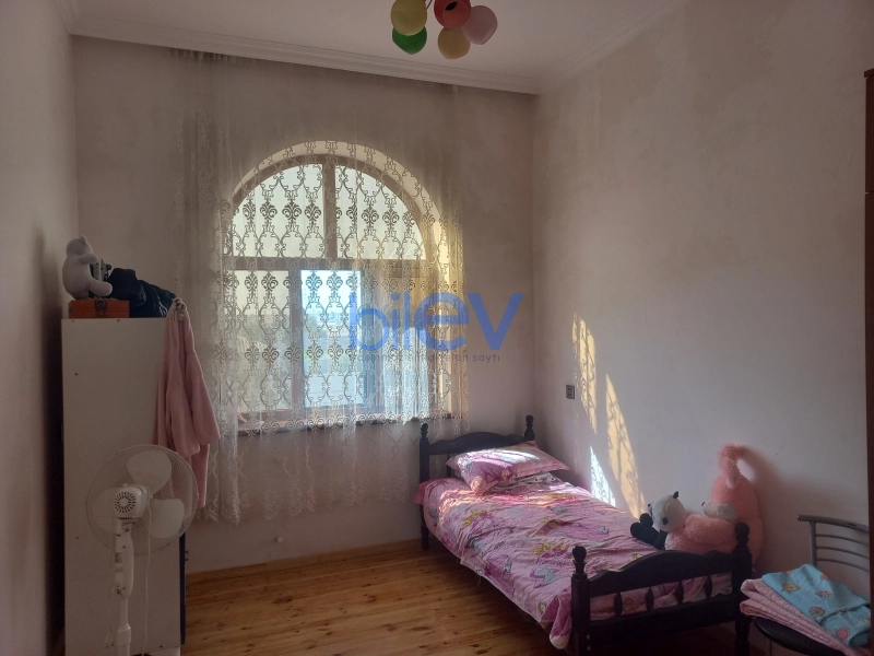 Satış 4 otaqlı Həyət evi  3500m², Bakı