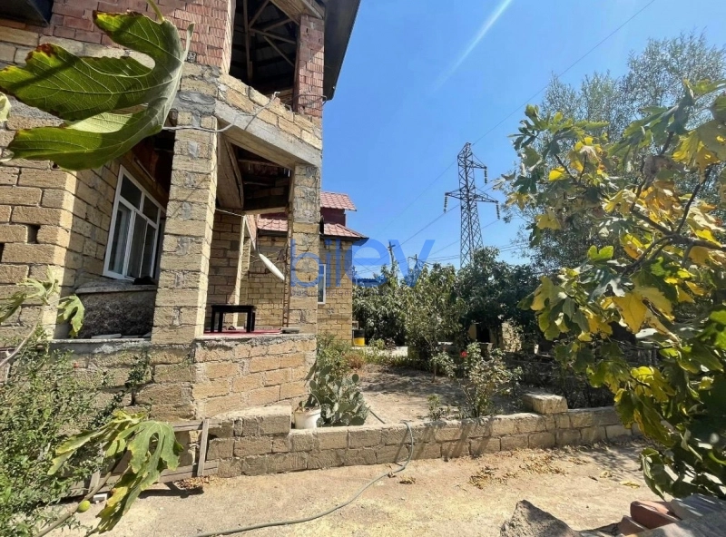 Satış 6 otaqlı Həyət evi  300m², Bakı