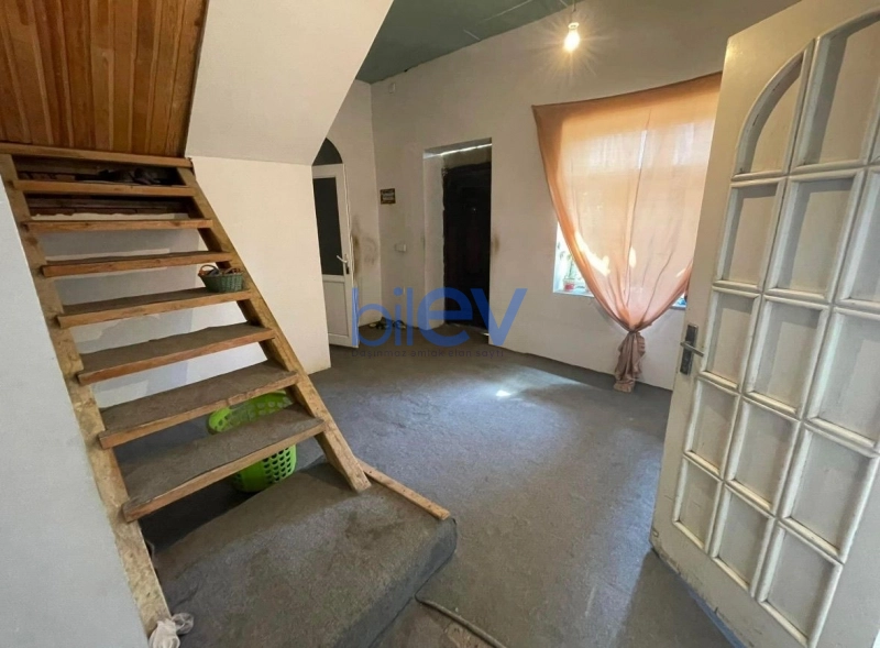 Satış 6 otaqlı Həyət evi  300m², Bakı
