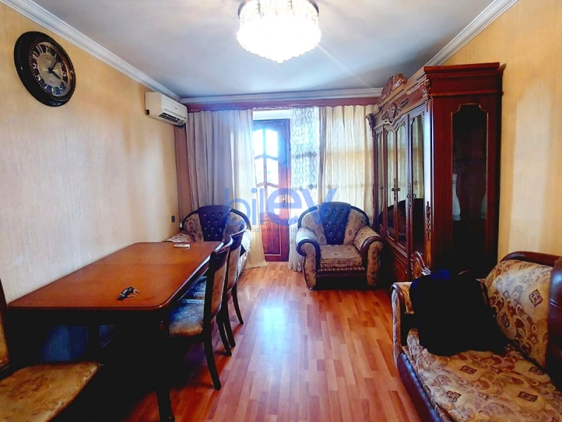 Satış 2 otaqlı Köhnə Tikili bina evi  55m², Bakı
