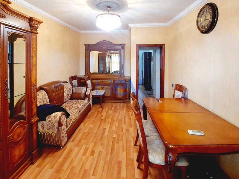 Satış 2 otaqlı Köhnə Tikili bina evi  55m², Bakı