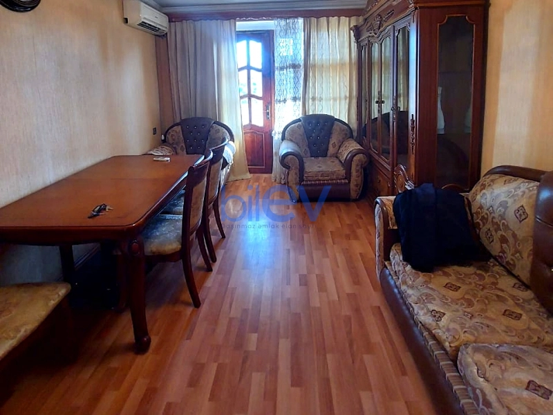 Satış 2 otaqlı Köhnə Tikili bina evi  55m², Bakı