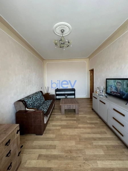 Satış 2 otaqlı Köhnə Tikili bina evi  48m², Bakı
