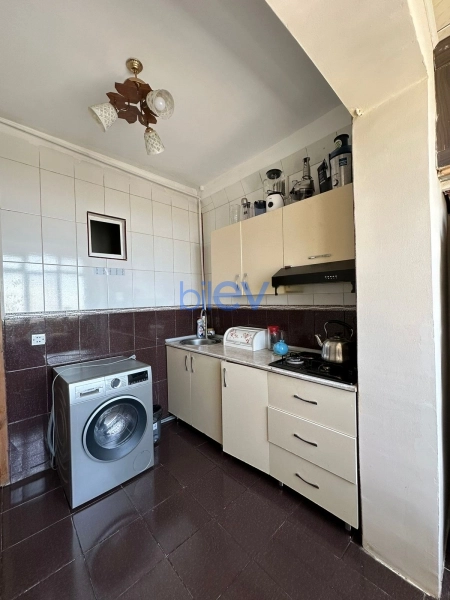 Satış 2 otaqlı Köhnə Tikili bina evi  48m², Bakı