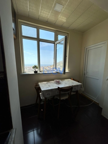 Satış 2 otaqlı Köhnə Tikili bina evi  48m², Bakı