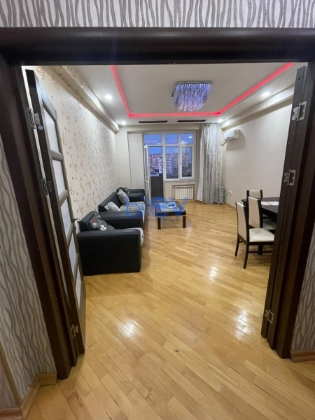 Satış 3 otaqlı Yeni Tikili bina evi  127m², Bakı
