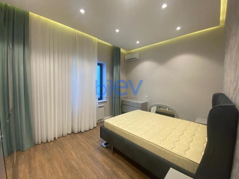 Günlük Kirayə 4 otaqlı Villa  180m², Bakı