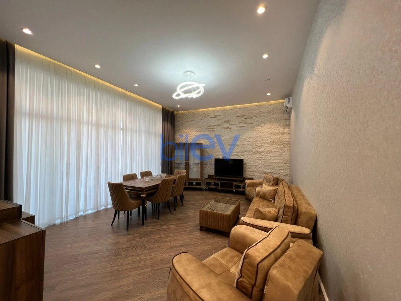 Günlük Kirayə 4 otaqlı Villa  180m², Bakı
