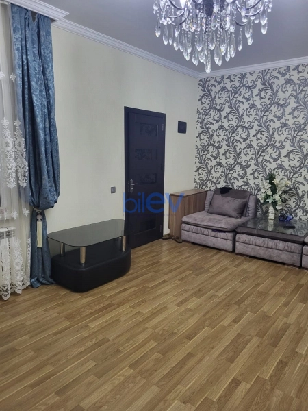 Satış 6 otaqlı Həyət evi  180m², Bakı