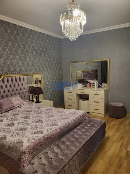 Satış 6 otaqlı Həyət evi  180m², Bakı