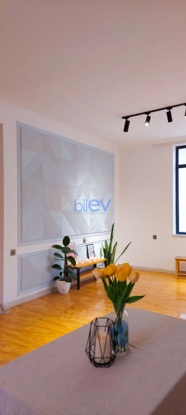 Satış 5 otaqlı Həyət evi  200m², Bakı