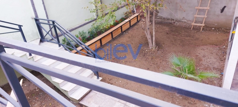 Satış 5 otaqlı Həyət evi  200m², Bakı