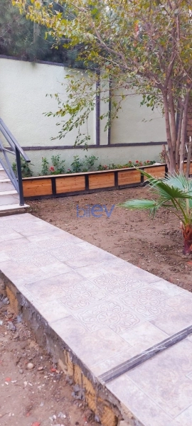Satış 5 otaqlı Həyət evi  200m², Bakı