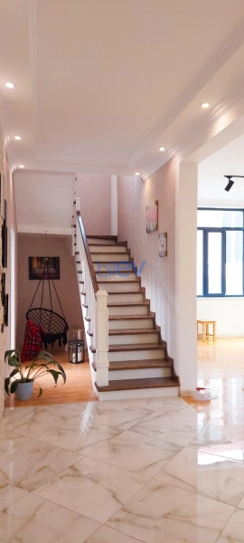 Satış 5 otaqlı Həyət evi  200m², Bakı