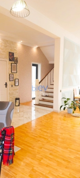 Satış 5 otaqlı Həyət evi  200m², Bakı