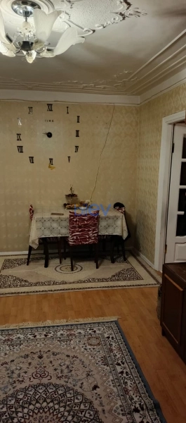 Satış 2 otaqlı Köhnə Tikili bina evi  55m², Bakı