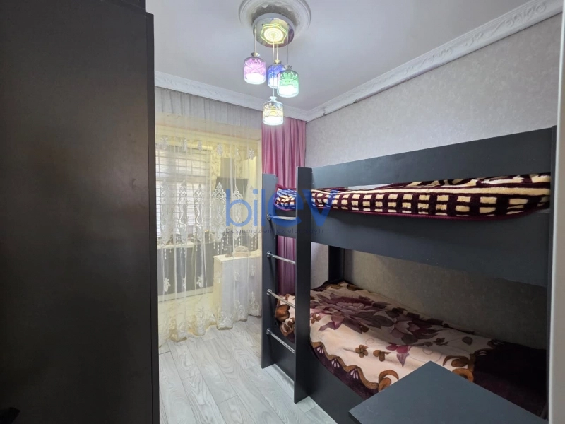 Satış 3 otaqlı Köhnə Tikili bina evi  54m², Bakı