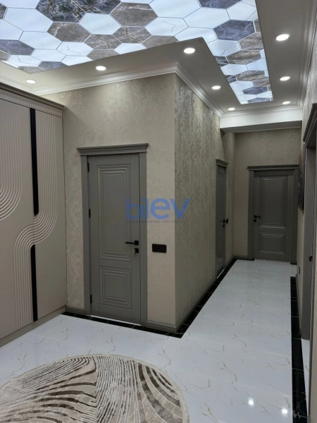 Satış 3 otaqlı Yeni Tikili bina evi  124m², Bakı
