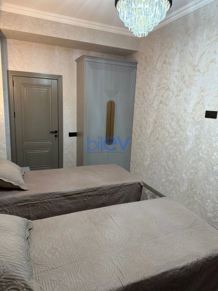 Satış 3 otaqlı Yeni Tikili bina evi  124m², Bakı
