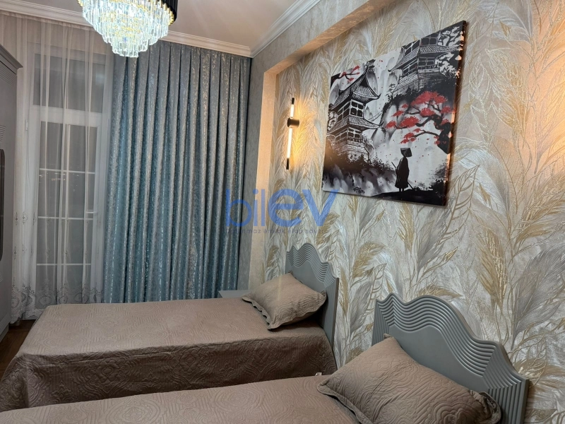 Satış 3 otaqlı Yeni Tikili bina evi  124m², Bakı