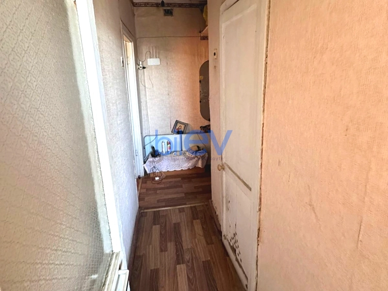 Satış 1 otaqlı Köhnə Tikili bina evi  35m², Bakı