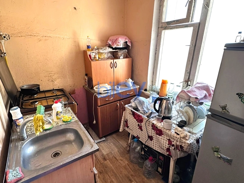 Satış 1 otaqlı Köhnə Tikili bina evi  35m², Bakı