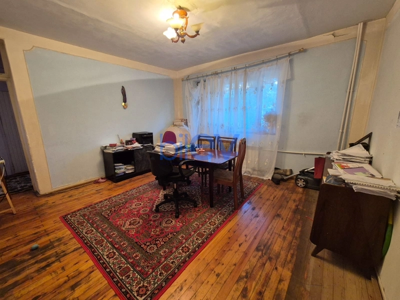 Satış 4 otaqlı Köhnə Tikili bina evi  93m², Bakı
