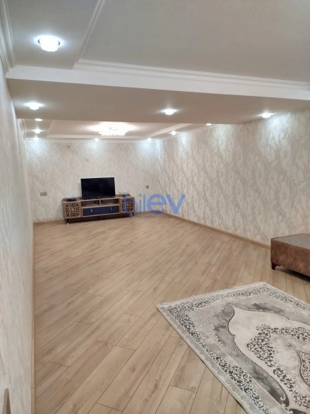 Satış 5 otaqlı Həyət evi  140m², Bakı