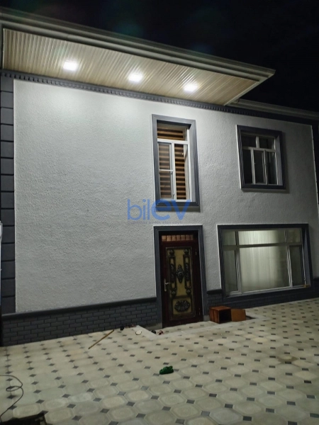 Satış 5 otaqlı Həyət evi  140m², Bakı