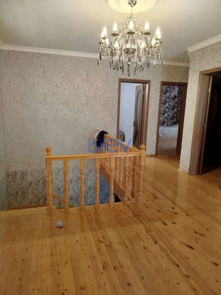 Satış 5 otaqlı Həyət evi  140m², Bakı