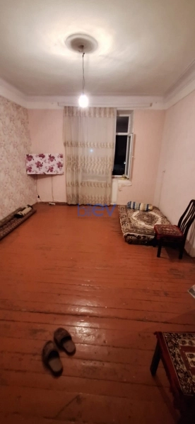 Satış 2 otaqlı Köhnə Tikili bina evi  42m², Sumqayıt
